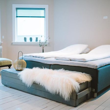 Brekkustova - Modern, Cosy And Spacious Apartment Klaksvík エクステリア 写真