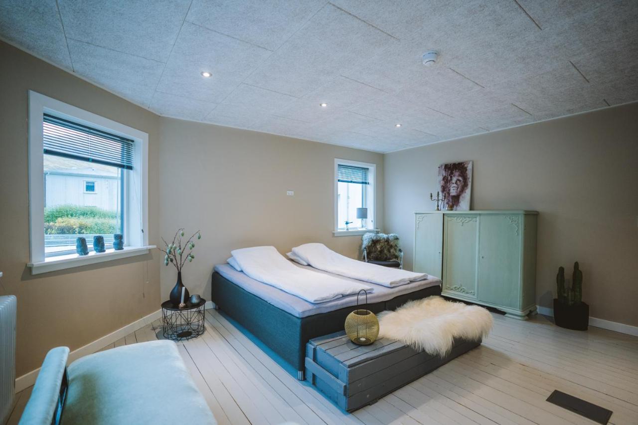 Brekkustova - Modern, Cosy And Spacious Apartment Klaksvík エクステリア 写真