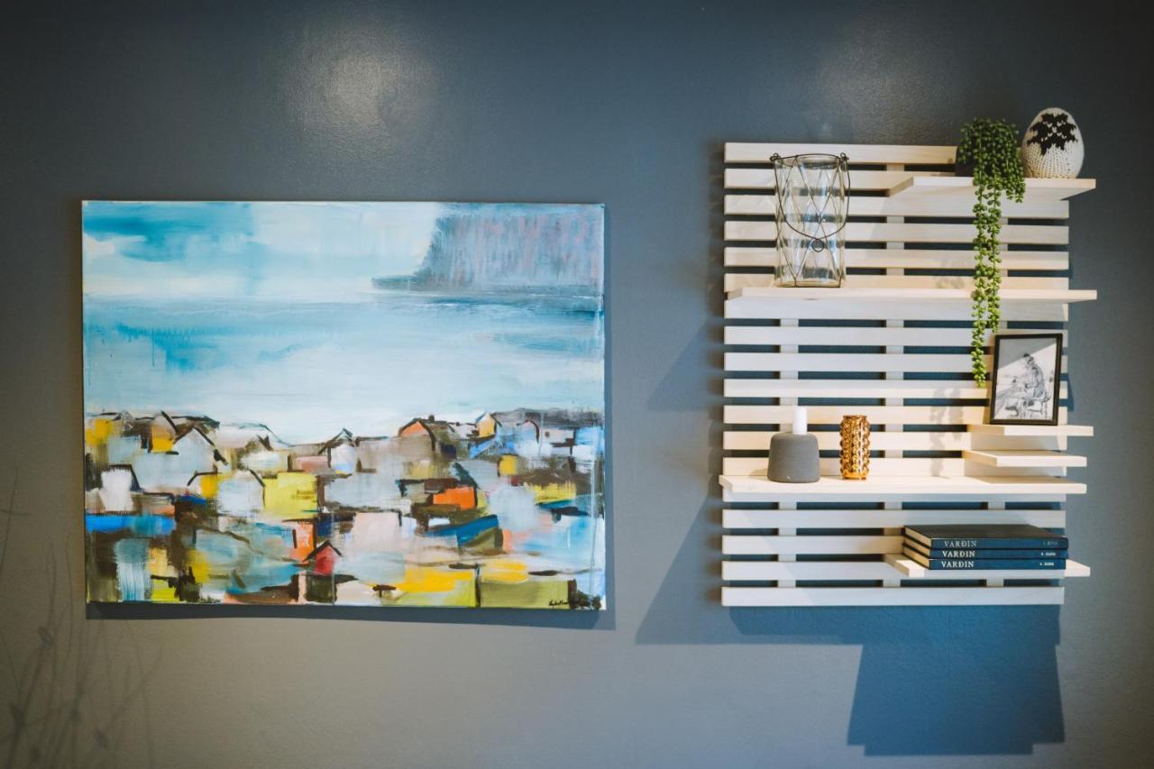 Brekkustova - Modern, Cosy And Spacious Apartment Klaksvík エクステリア 写真