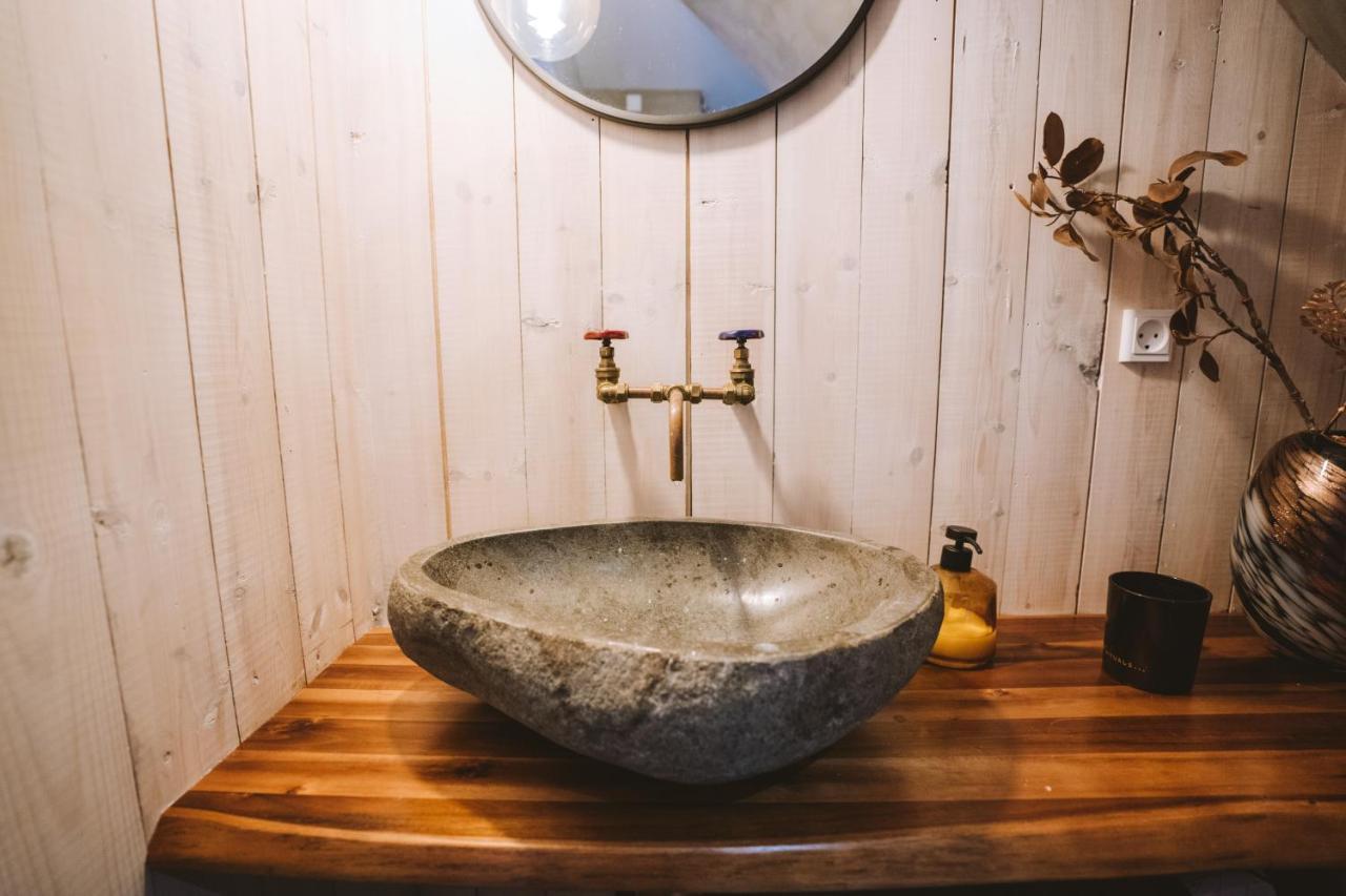 Brekkustova - Modern, Cosy And Spacious Apartment Klaksvík エクステリア 写真