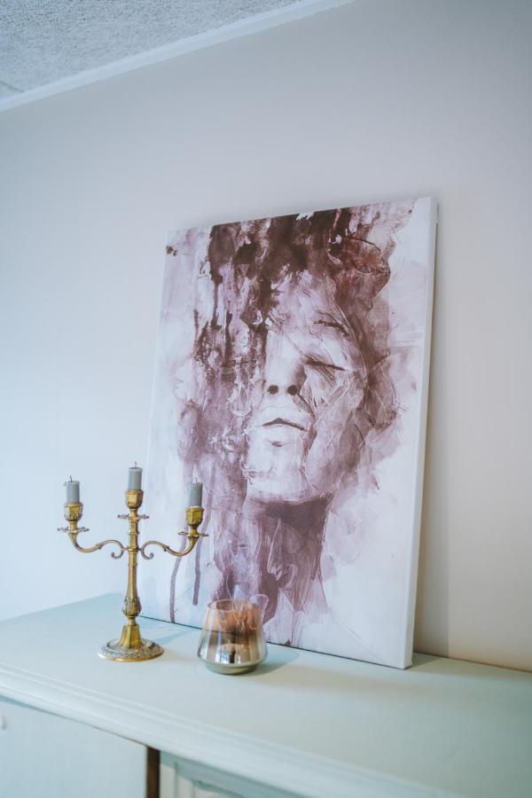 Brekkustova - Modern, Cosy And Spacious Apartment Klaksvík エクステリア 写真