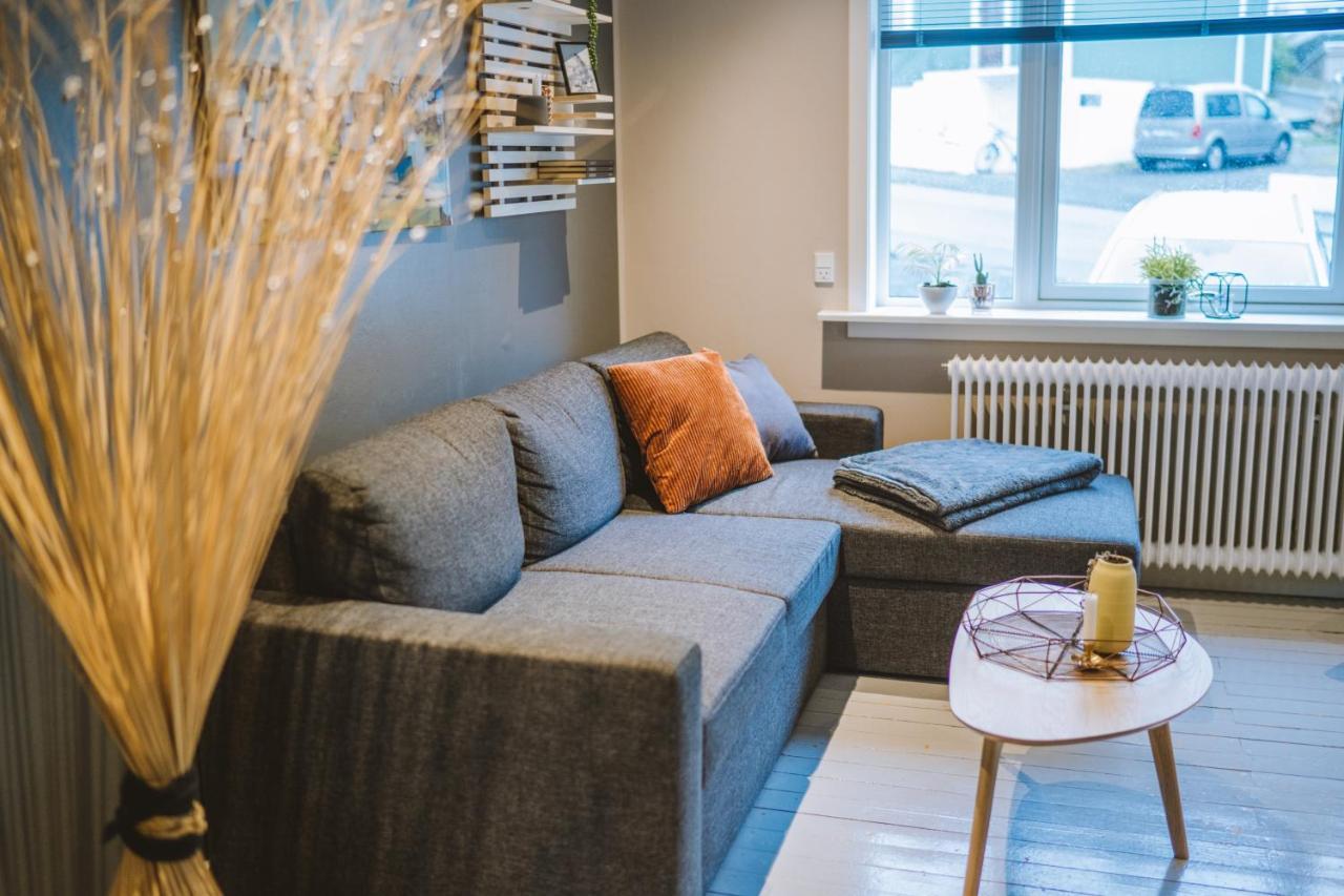 Brekkustova - Modern, Cosy And Spacious Apartment Klaksvík エクステリア 写真